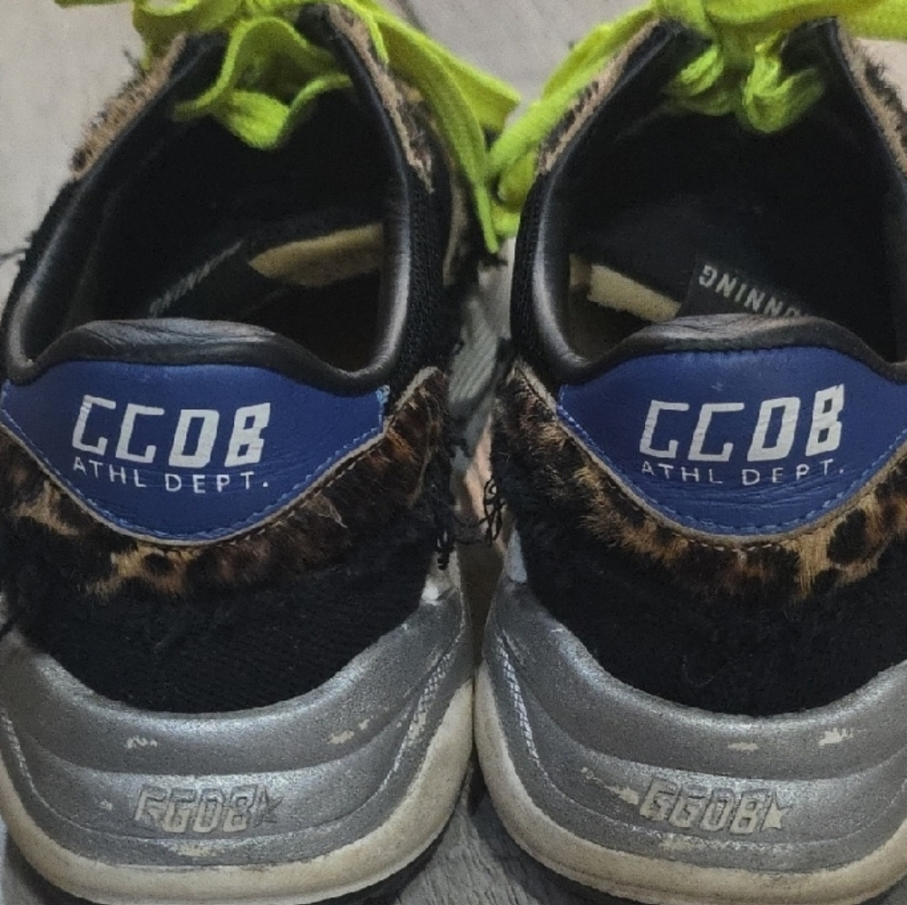 Golden Goose Sneakers- Size-40/ Original Price-$610 Listing Price-$400>>>OBO